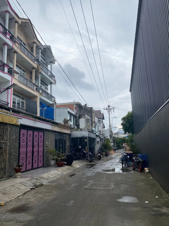 Đất thổ cư quận Bình Tân 75m² giá 7.6 tỷ - Sổ hồng riêng từng nền!