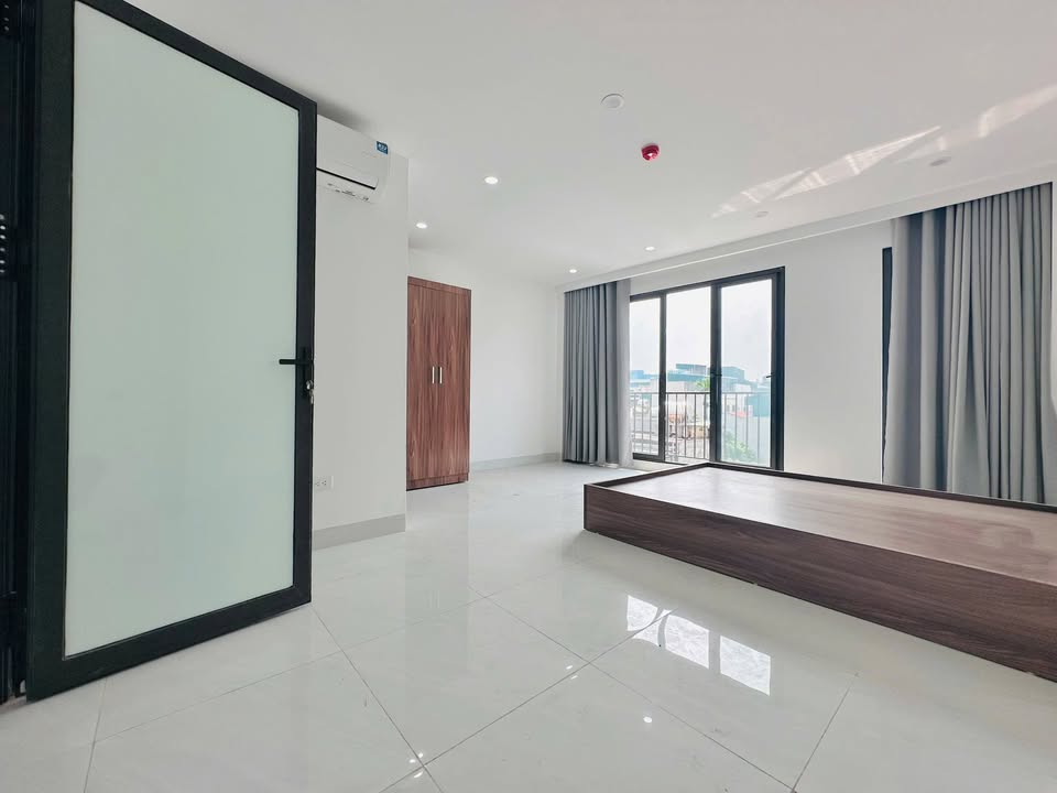 Căn hộ 1 phòng ngủ 141 Nam Dư 5.5 triệu - Full nội thất, thang máy