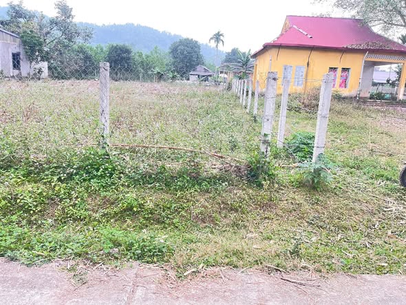 Đất thổ cư 100m² tại xã Đoàn Kết, Yên Thủy - Giá chỉ 500 triệu VND!