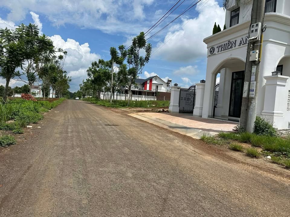 Đất thổ cư Đắk Mil 300m² giá 3,1 tỷ - Đầu tư sinh lời an toàn!