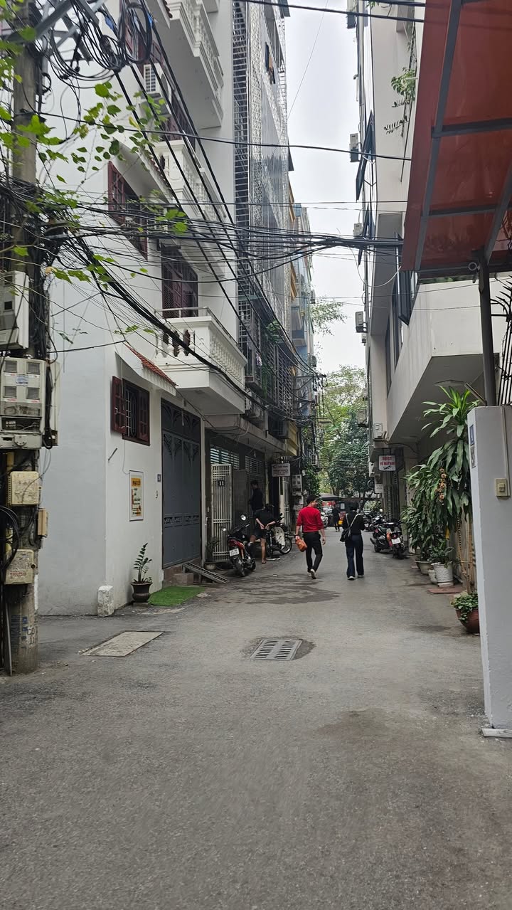 Nhà Đình Thôn, Nam Từ Liêm 43m² giá 14 tỷ - Vị trí đẹp, ô tô tránh