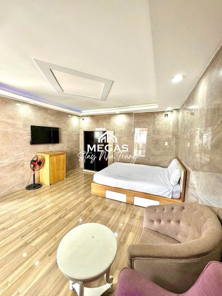 Penthouse cho thuê tại Hùng Vương, Nha Trang 1PN giá 7 triệu - Full nội thất gần biển!