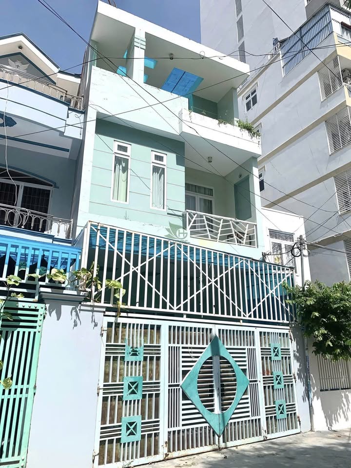 Nhà nguyên căn cho thuê tại hẻm Tuệ Tĩnh, Nha Trang 4PN giá 15 triệu - Dọn vào ở ngay!