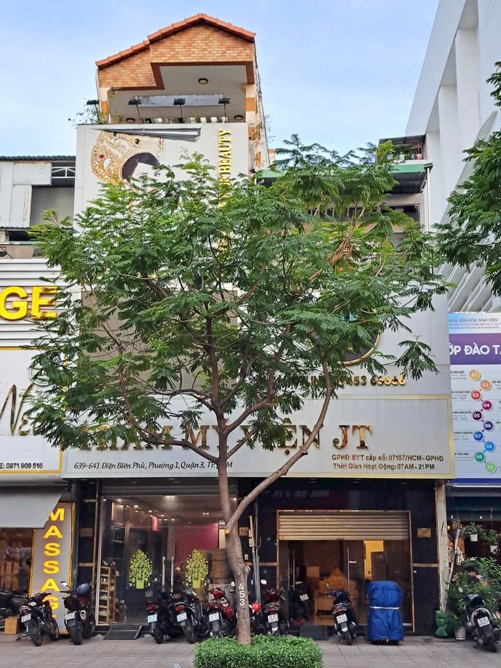 Bán Nhà Mặt Tiền Đường Điện Biên Phủ, Quận 3 - Diện tích 236m², Giá 110 tỷ - Cơ hội đầu tư tuyệt vời!