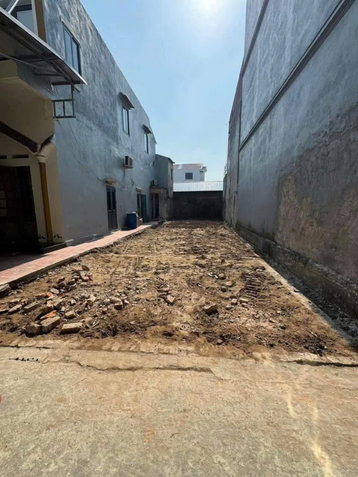 Đất lô góc 100m² tại Thôn Hương Quất 2, Khoái Châu - Giá chỉ 1.2 tỷ!