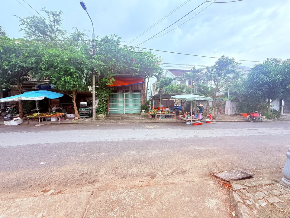 Đất nền 200m² đường Lê Tự Nhất Thống, Đà Nẵng - Tiềm năng kinh doanh vượt trội!