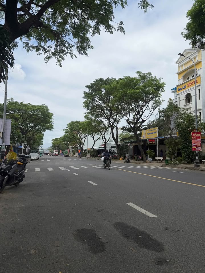 Đất nền Kinh Dương Vương, Liên Chiểu, Đà Nẵng 99m² giá 8.5 tỷ - Vị trí kinh doanh sầm uất!