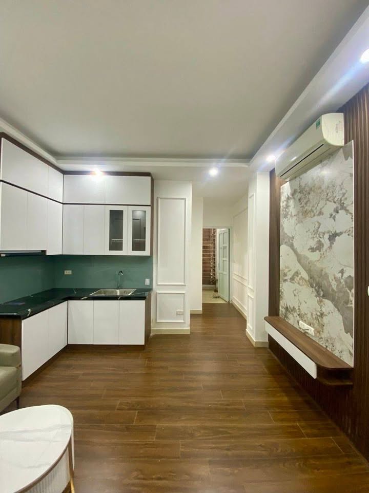 Căn hộ CCMN Lạc Long Quân 55m² giá 2.6 tỷ - Sổ chung, chính chủ!