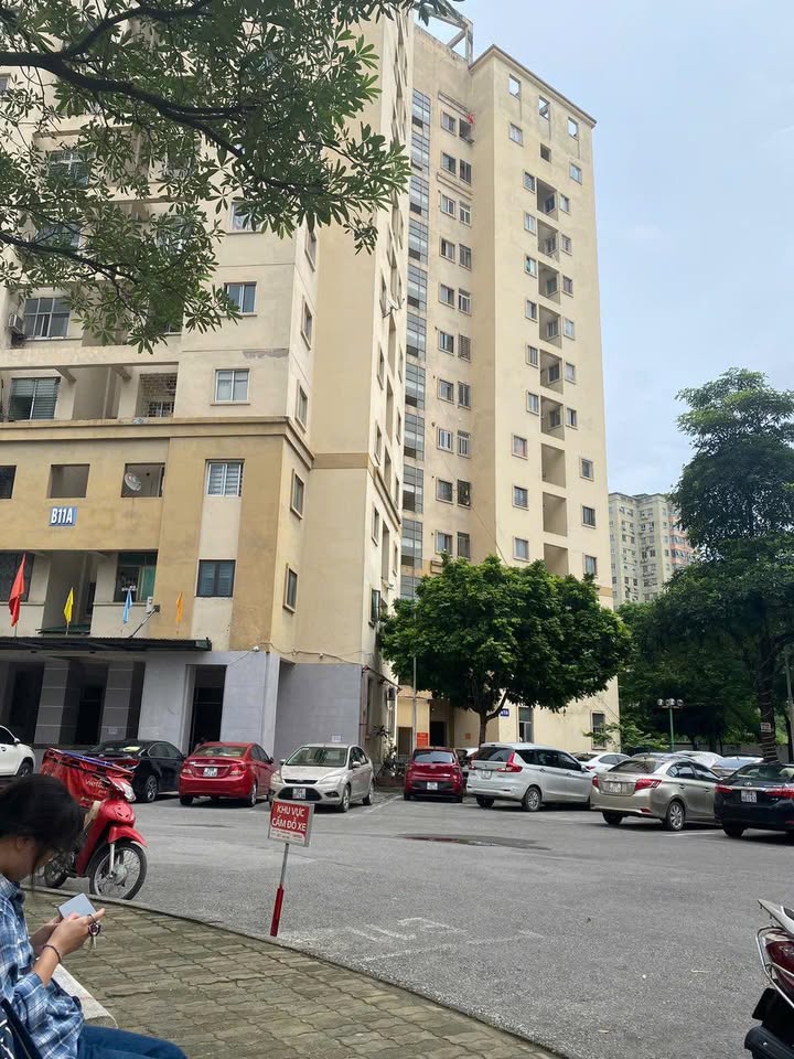 Căn hộ chung cư B11 Nam Trung Yên 70m² giá 11 triệu - Full nội thất, vào ở ngay!