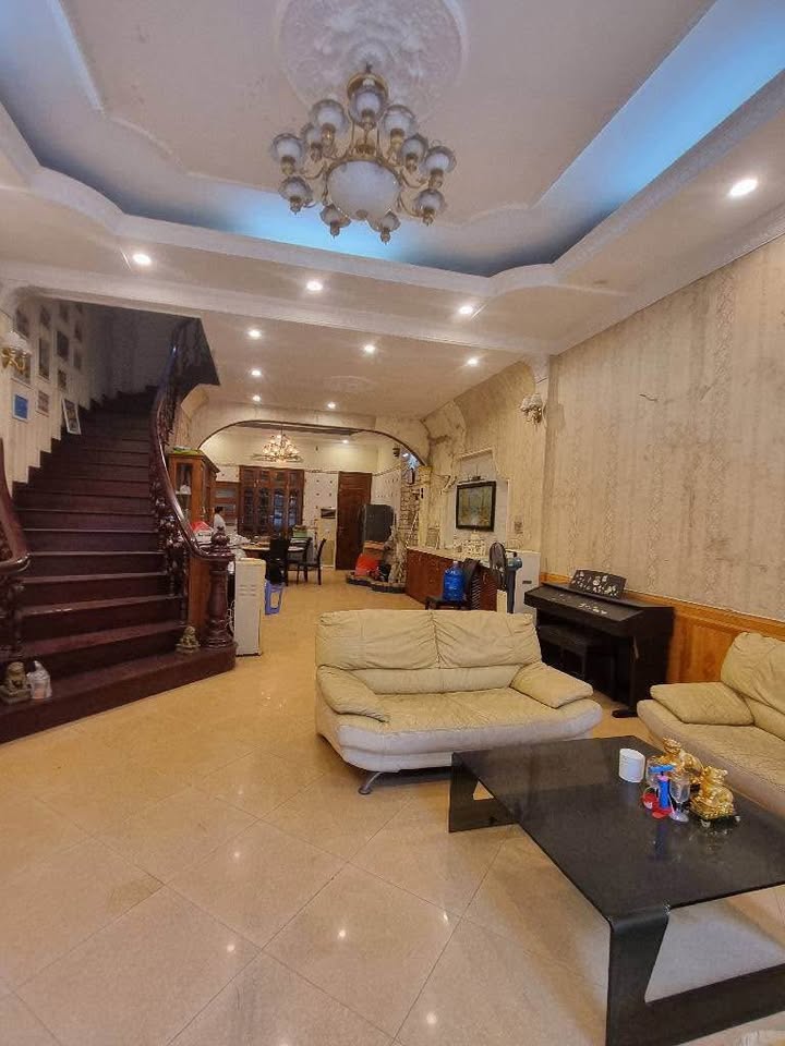 Nhà 4 tầng phố Nguyễn Cảnh Dị, quận Hoàng Mai 90m² - Bán gấp 1 tỷ VND!