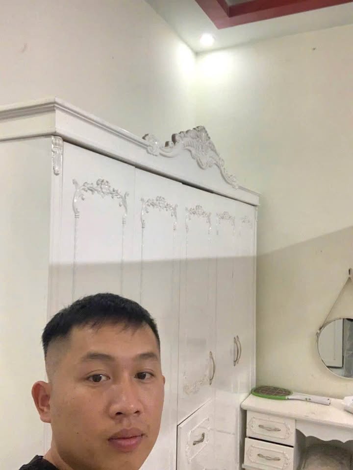 Nhà bán tại Phường Lê Lợi, Kon Tum 125m² giá 1.3 tỷ - Hướng Đông Nam, sổ hồng đầy đủ!