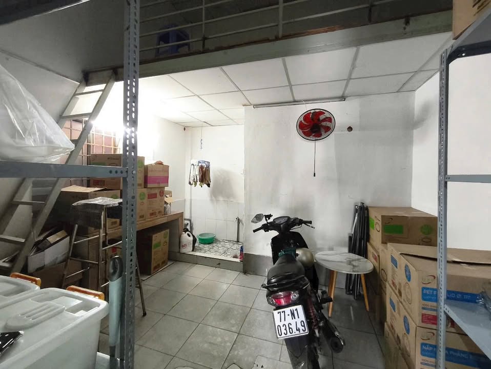 Nhà mặt tiền đường Nguyễn Ảnh Thủ, Q12 - Diện tích 60m², chỉ 13 triệu/tháng!