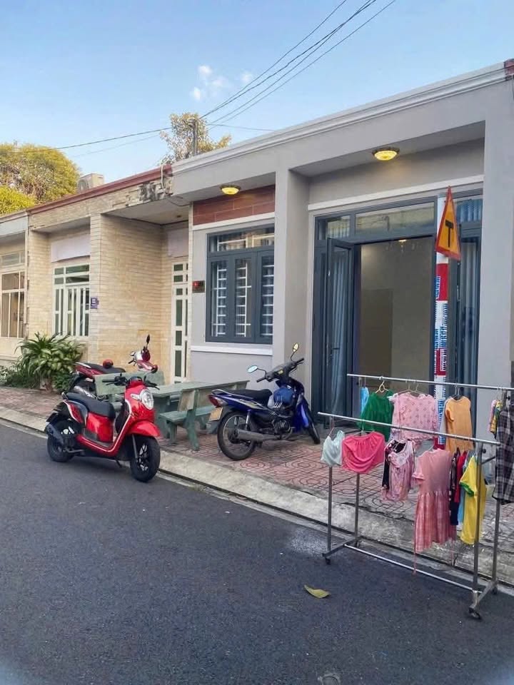 Nhà cho thuê KDC Hiệp Thành 1, Thủ Dầu Một 75m² - Giá chỉ 5.5 triệu/tháng!