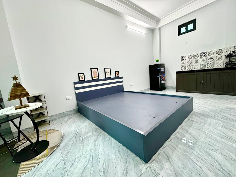 Cho thuê CCMN mới Ngõ 112/39 Nam Dư 30m² giá 4.2 triệu - Nội thất đầy đủ, an ninh 24/7!