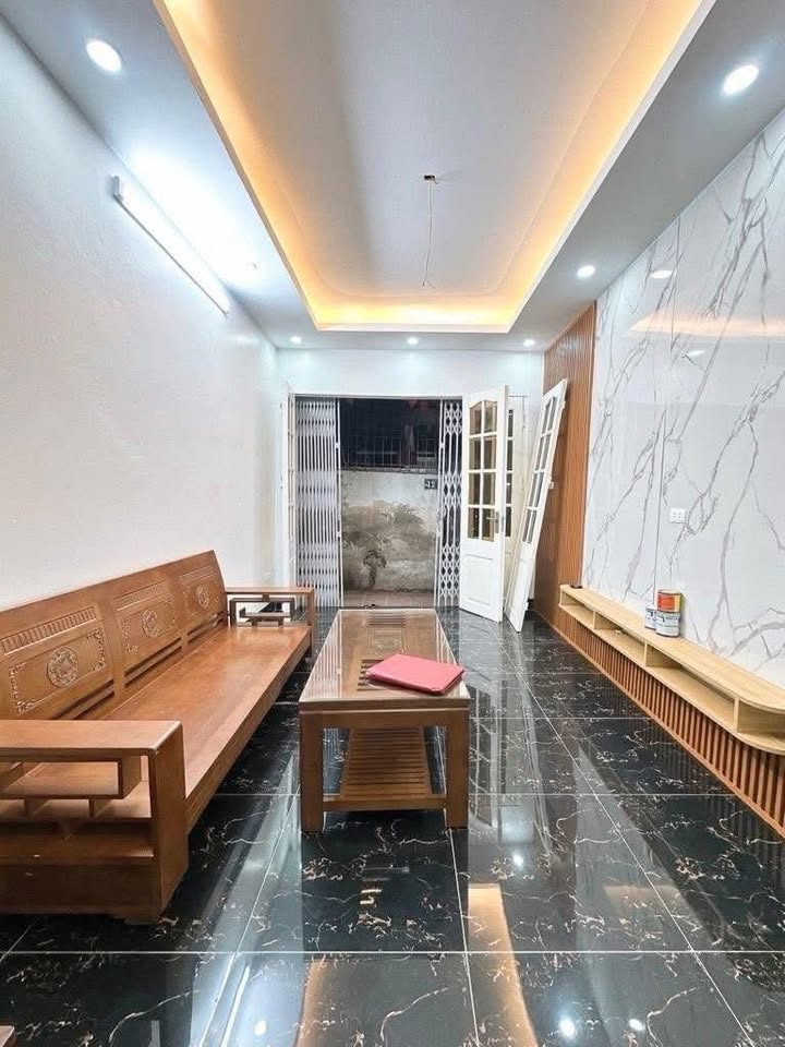 Nhà phố Bạch Mai 35m² giá 8 tỷ - Mặt ngõ thông, kinh doanh tốt!