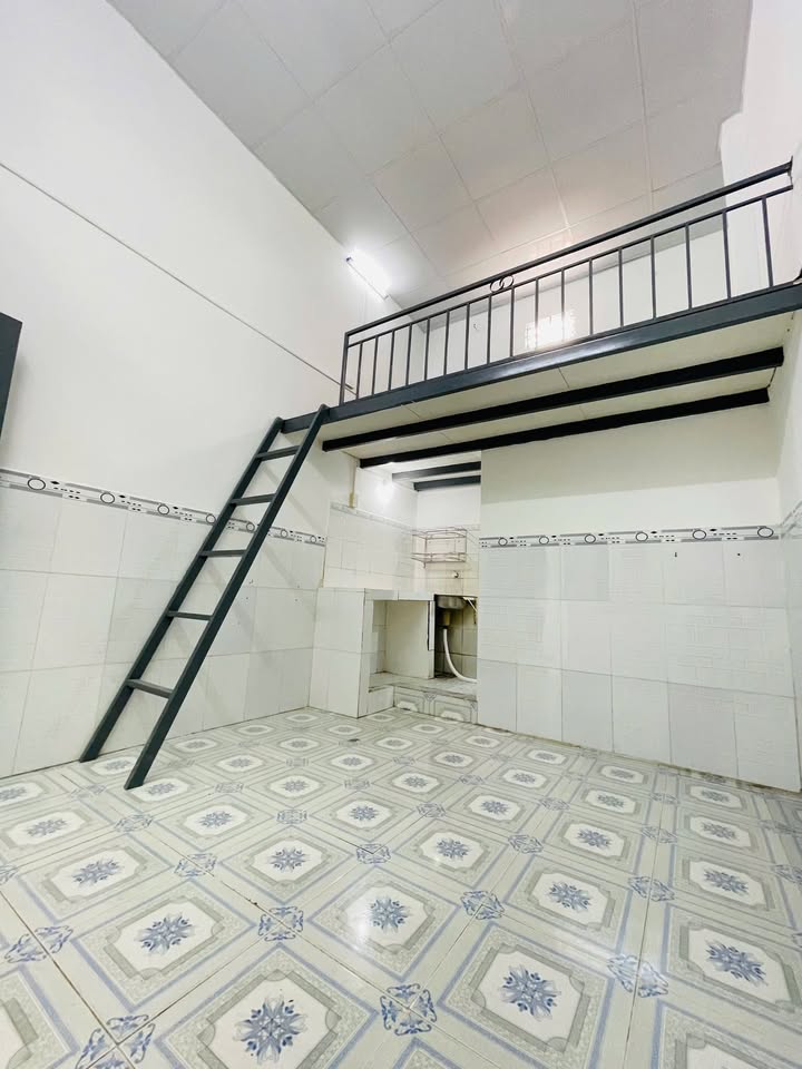 Phòng trọ Linh Xuân 30m² giá 2.7 triệu - Không gian thoáng mát, sạch sẽ!