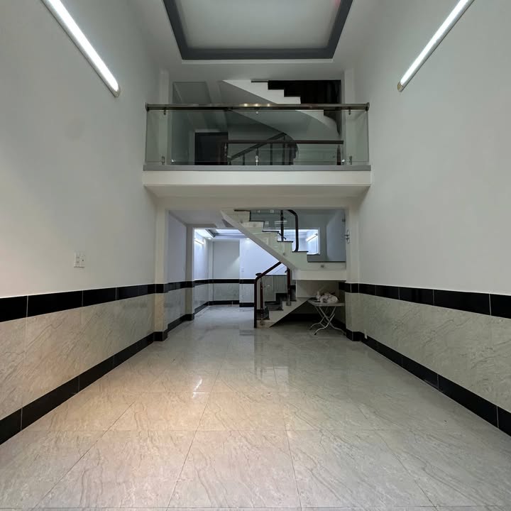 Nhà phố Huỳnh Văn Nghệ, Tân Bình 38m² giá 5.7 tỷ - Chính chủ bán gấp!