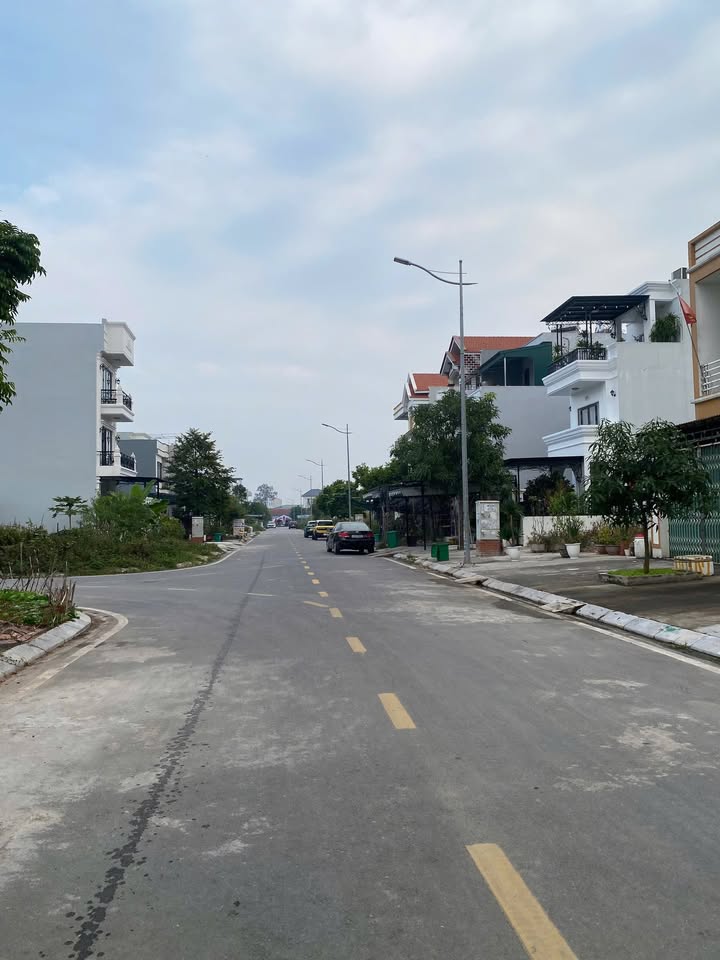 Nhà bán Trần Nhân Tông, Hải Xuân 100m² giá 3.6 tỷ - Khu dân trí cao!