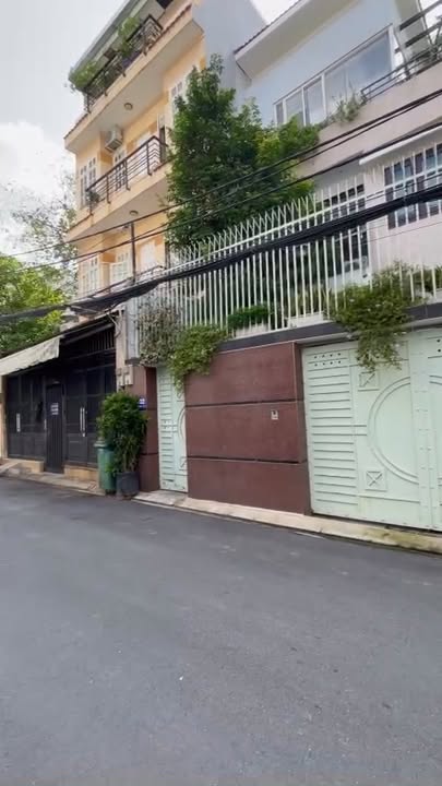 Biệt thự sang trọng tại Nhà Văn Chung, Tân Bình 142m² giá 23 tỷ - Đầu tư sinh lời ngay!