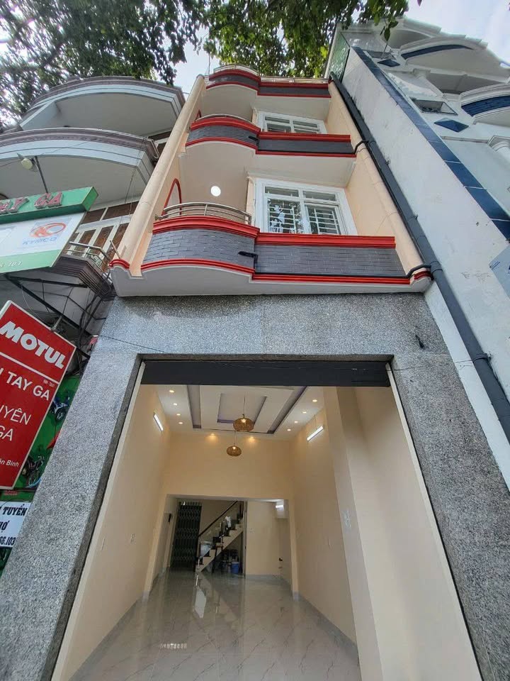 Nhà 2 mặt tiền Hoàng Sa, Tân Bình 40m² giá 12,5 tỷ - Kinh doanh sầm uất, view sông thoáng mát!