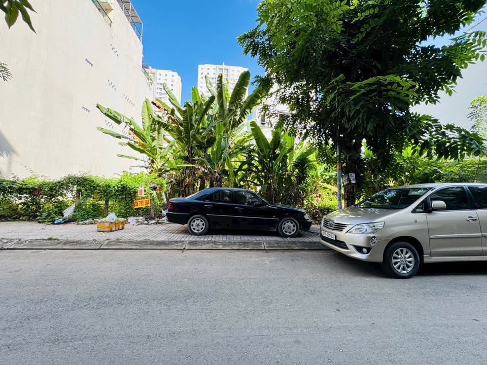 Đất nền khu CIQ4 Phú Mỹ Quận 7 diện tích 133m² giá 16.8 tỷ - Pháp lý rõ ràng, xây dựng tự do!