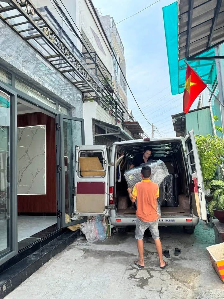 Nhà phố Hiệp Thành, Q12 - 48m² giá 4.26 tỷ - Nội thất cao cấp, hẻm xe hơi!