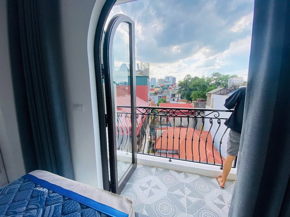 Căn hộ 1 phòng ngủ tại ngõ 209 Đội Cấn, Ba Đình 40m² - Nội thất đầy đủ, thang máy