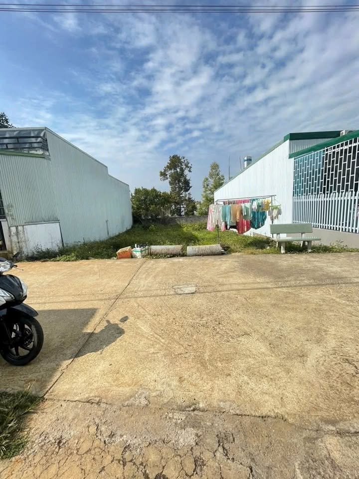 Đất nền hẻm 104 NB Khiêm, Bảo Lộc 102m² giá chỉ 2.1 tỷ - Đầu tư ngay!