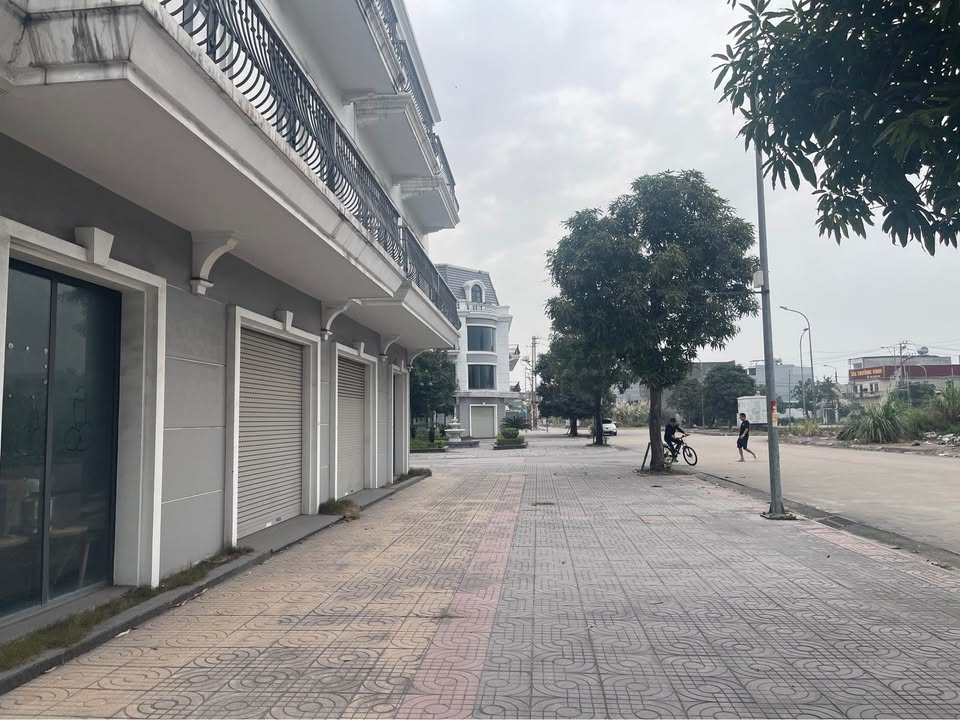 Shophouse 4 tầng Vincom Cẩm Phả 75m² giá 3.9 tỷ - Cơ hội đầu tư tuyệt vời!