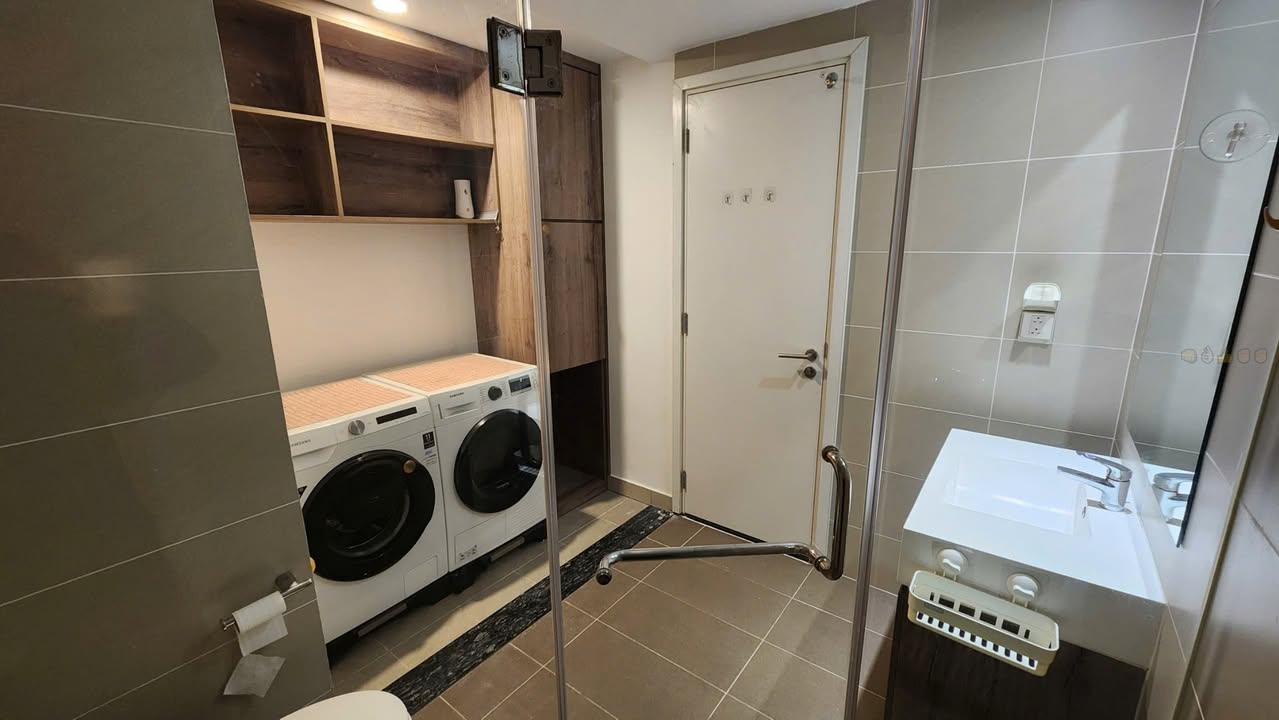 Căn hộ 2 ngủ Kosmo Tây Hồ 84m² giá 10.8 tỷ - Không gian sống lý tưởng