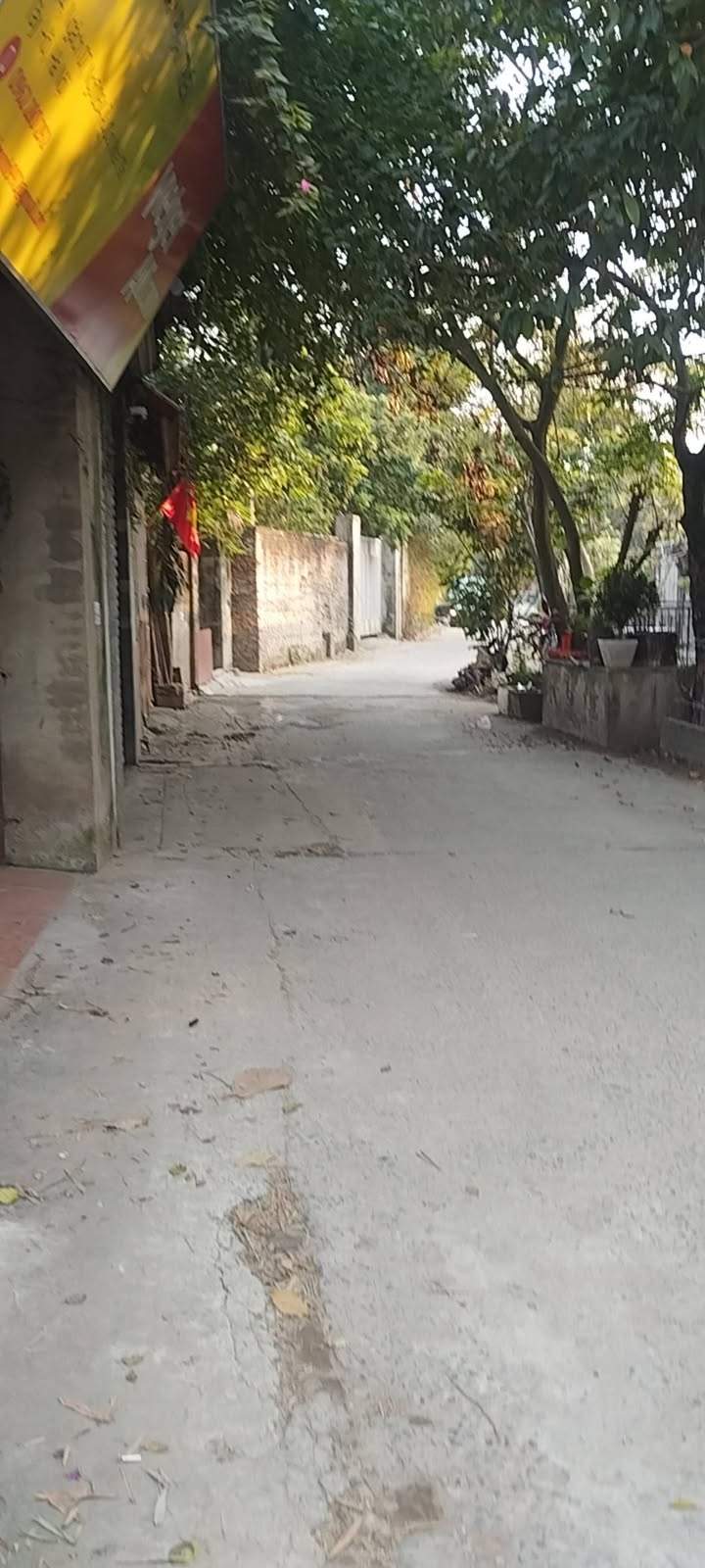 Nhà riêng Ngõ 374 Âu Cơ, 160m² giá 4.85 tỷ - Ô tô tránh, an sinh tốt!