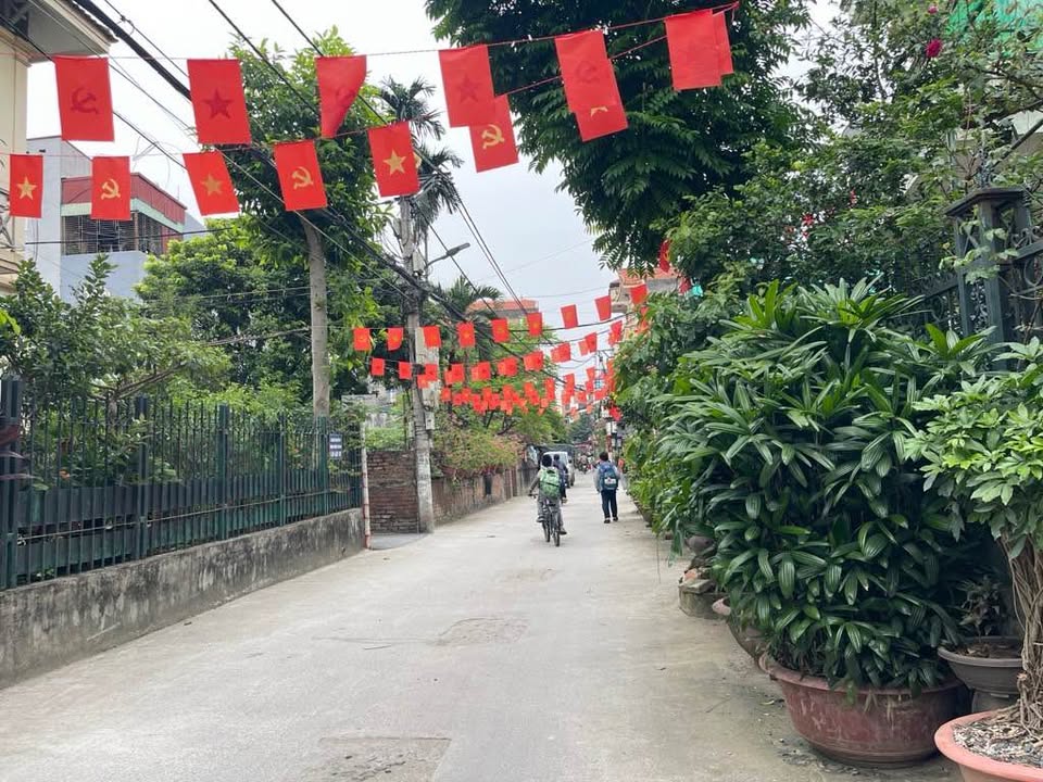 Nhà 3 tầng Phú Thượng, Tây Hồ 100m² giá 22 tỷ - Cơ hội đầu tư tuyệt vời!