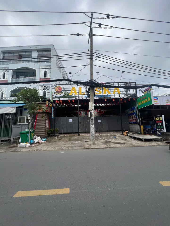 Mặt bằng kinh doanh cho thuê đường Lê Văn Quới, 300m² - Khu vực sầm uất ăn uống về đêm!