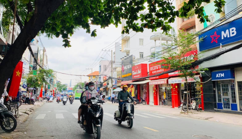 Nhà mặt tiền 341 Lê Quang Định, Bình Thạnh 168m² - Cho thuê giá tốt!