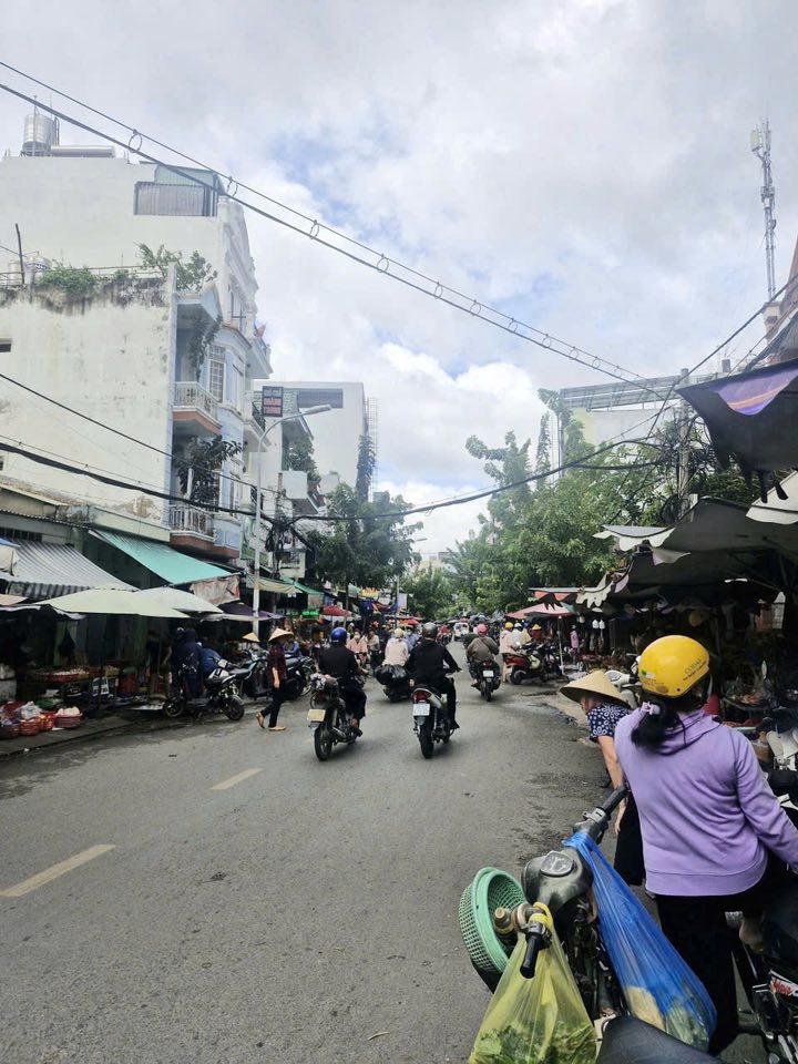 Mặt bằng kinh doanh cho thuê tại Gò Vấp 33.6m² giá 16 triệu - Vị trí đắc địa ngay chợ sầm uất!