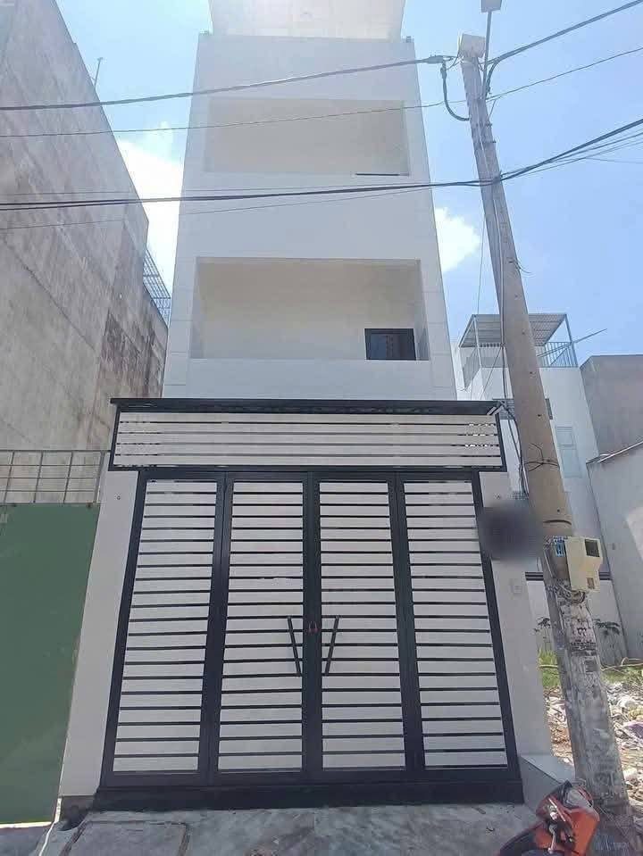 Nhà cho thuê mới đẹp tại Thủ Đức 200m² chỉ 12 triệu - Đón chờ gia đình bạn!