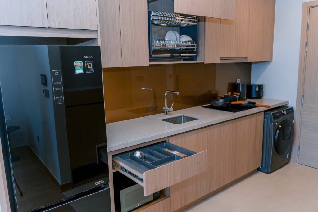 Căn hộ studio Lancaster Luminaire Đường Láng 49m² giá 18 triệu - Nội thất đẹp, chỉ việc vào ở!