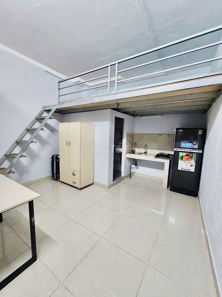 Phòng trọ gác xép Tân Hải 25m² giá 3.8 triệu - Full nội thất, gần Etown!