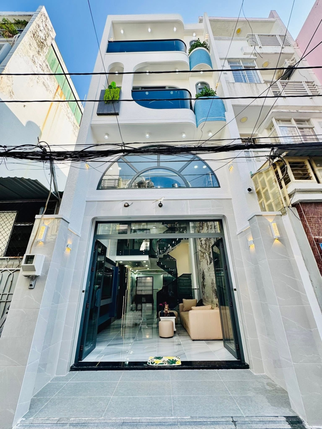 Nhà phố Tương Bình Hiệp, Thủ Dầu Một 120m² giá 2.9 tỷ - Không cần sửa chữa, vào ở ngay!