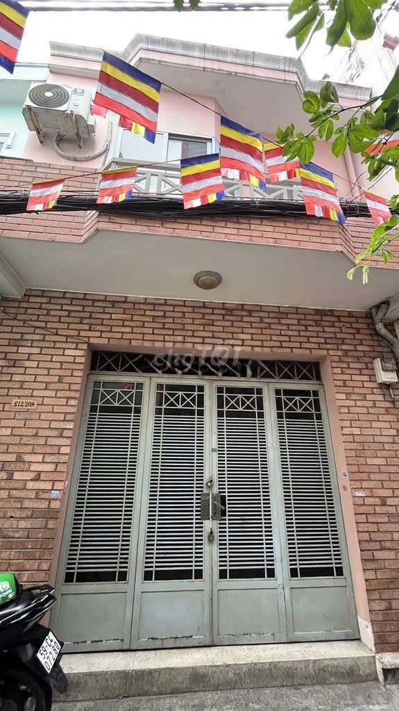 Nhà hẻm Nguyễn Văn Nguyễn - Quận 1 - Diện tích 27.5m² - Giá chỉ 11 triệu/tháng