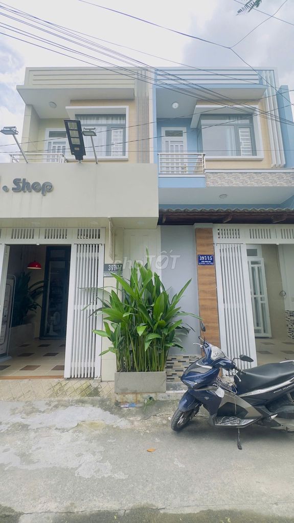 Nhà phố Dĩ An 68,8m² giá 4,45 tỷ - Vị trí trung tâm, thuận tiện đi lại!