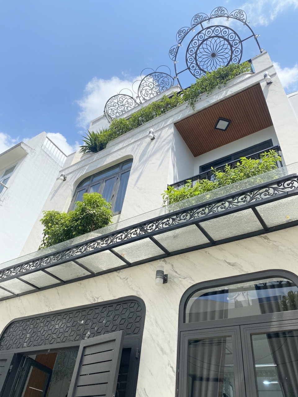 Nhà vuông Bùi Quang Là Gò Vấp 61m² giá 6.8 tỷ - Sổ hồng chính chủ, thiết kế đẹp!