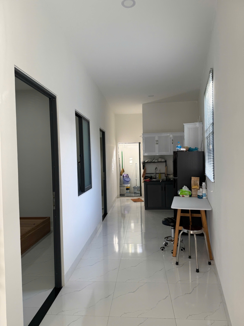 Bán nhà góc Vĩnh Hải 80m² giá 3.9 tỷ - Ô tô đậu cửa, gần biển!