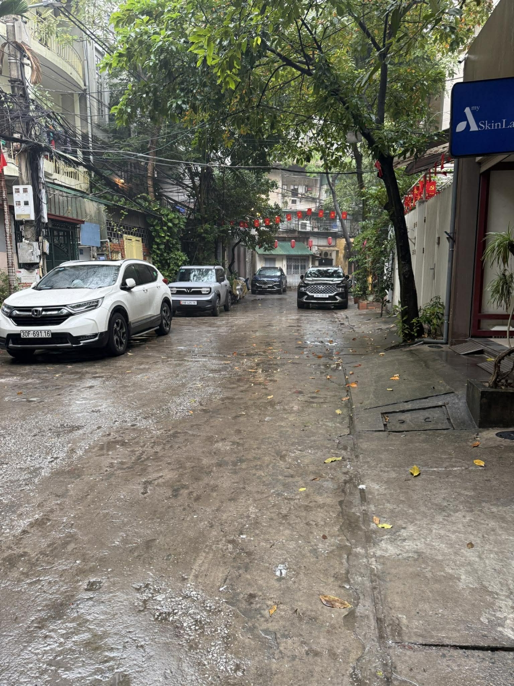 Bán nhà phố Ngọc Khánh Ba Đình 92m² giá 3.08 tỷ - Vị trí đắc địa, ô tô tránh