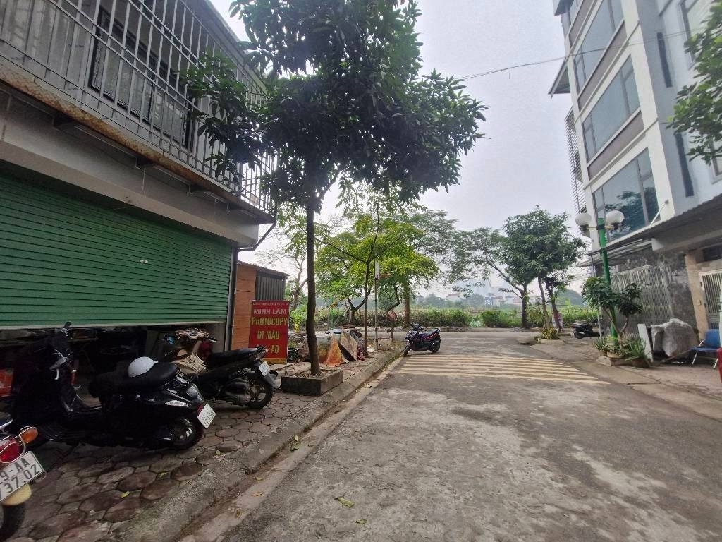 Bán đất phân lô mặt phố KĐT Tây Nam Linh Đàm 60m² giá 18.5 tỷ - Đầu tư sinh lời ngay!