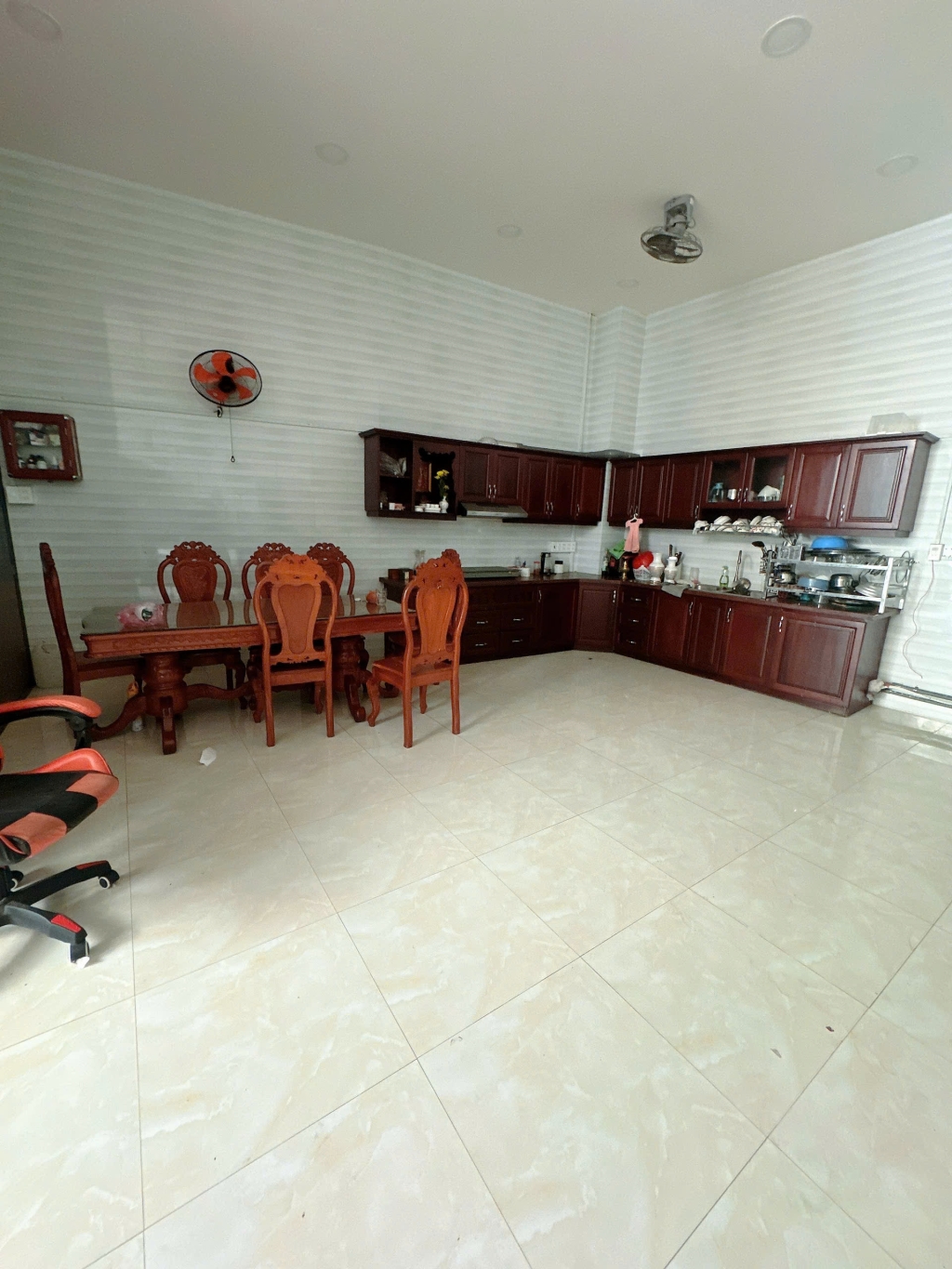 Nhà cho thuê 1 trệt 1 lầu Phường 7, TP Bến Tre 380m² - Phù hợp cho kinh doanh