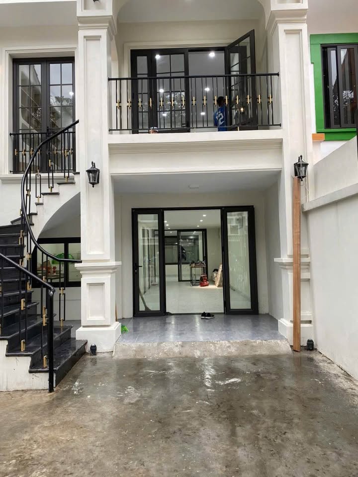 Shophouse cho thuê khu A Geleximco 120m² giá 26 triệu - Vị trí đắc địa gần Lê Trọng Tấn!