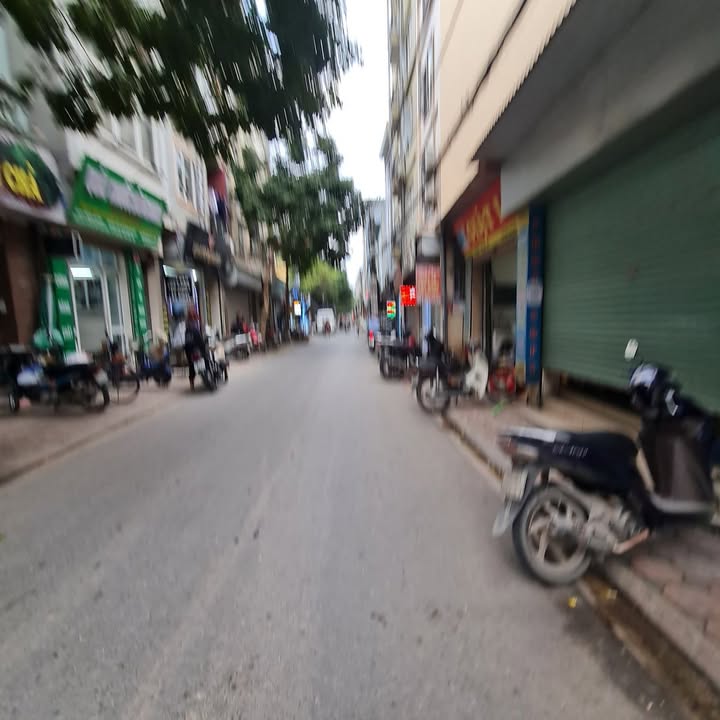 Đất nền Đông Dư, Gia Lâm 77m² giá 6 tỷ - Sổ đỏ chính chủ, giao ngay!