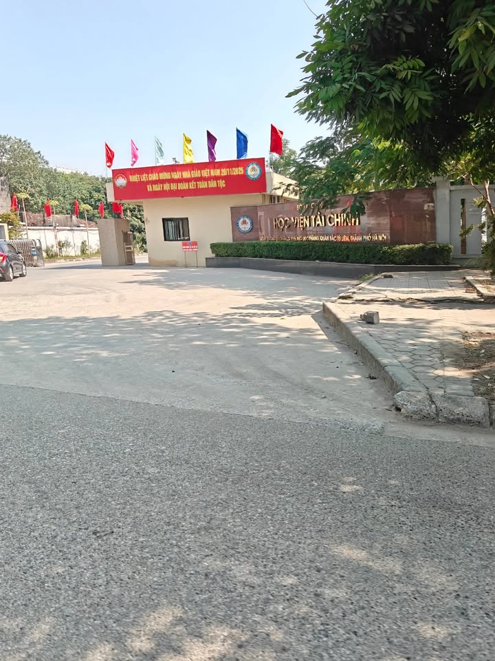 Nhà Lê Văn Hiến, Bắc Từ Liêm 55m² giá 12 tỷ - Lô góc 2 thoáng, ô tô đỗ cửa!