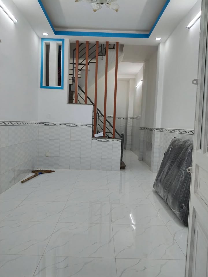 Nhà 1 Lầu 28m² Hóc Môn giá 1.25 tỷ - Chính chủ bán gấp!